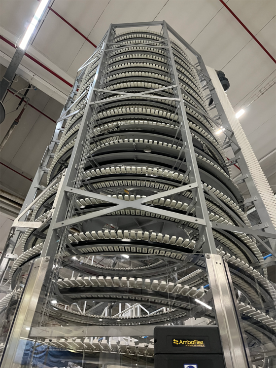 All-purpose spiral conveyor for medium to large products